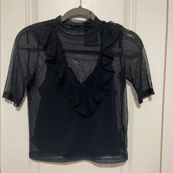 Pretty The Fifth Label Top - Picture 3 of 5